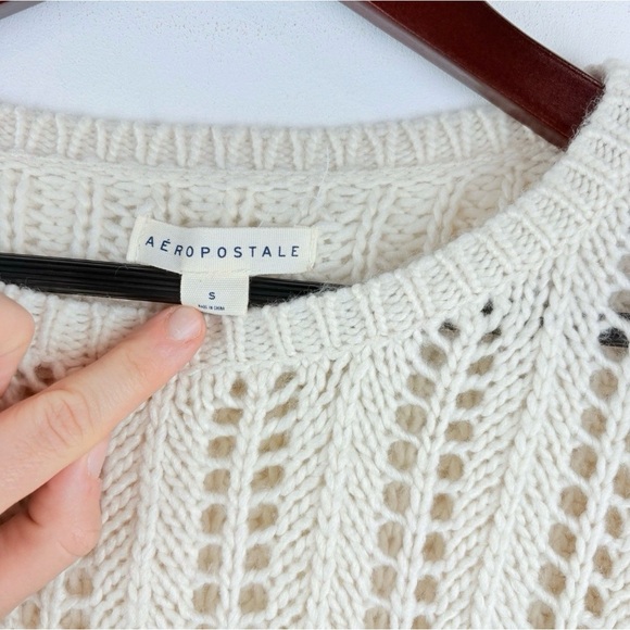 Aeropostale Pointelle Crochet Knit Ivory Crew Sweater Small Boho Chunky Cozy - Picture 5 of 9
